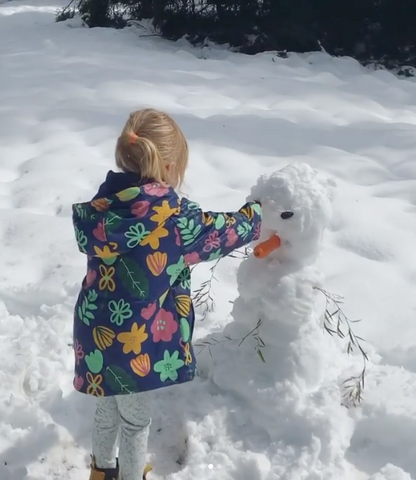 Making snowmen in Merry People Bobbi Kids Gumboots