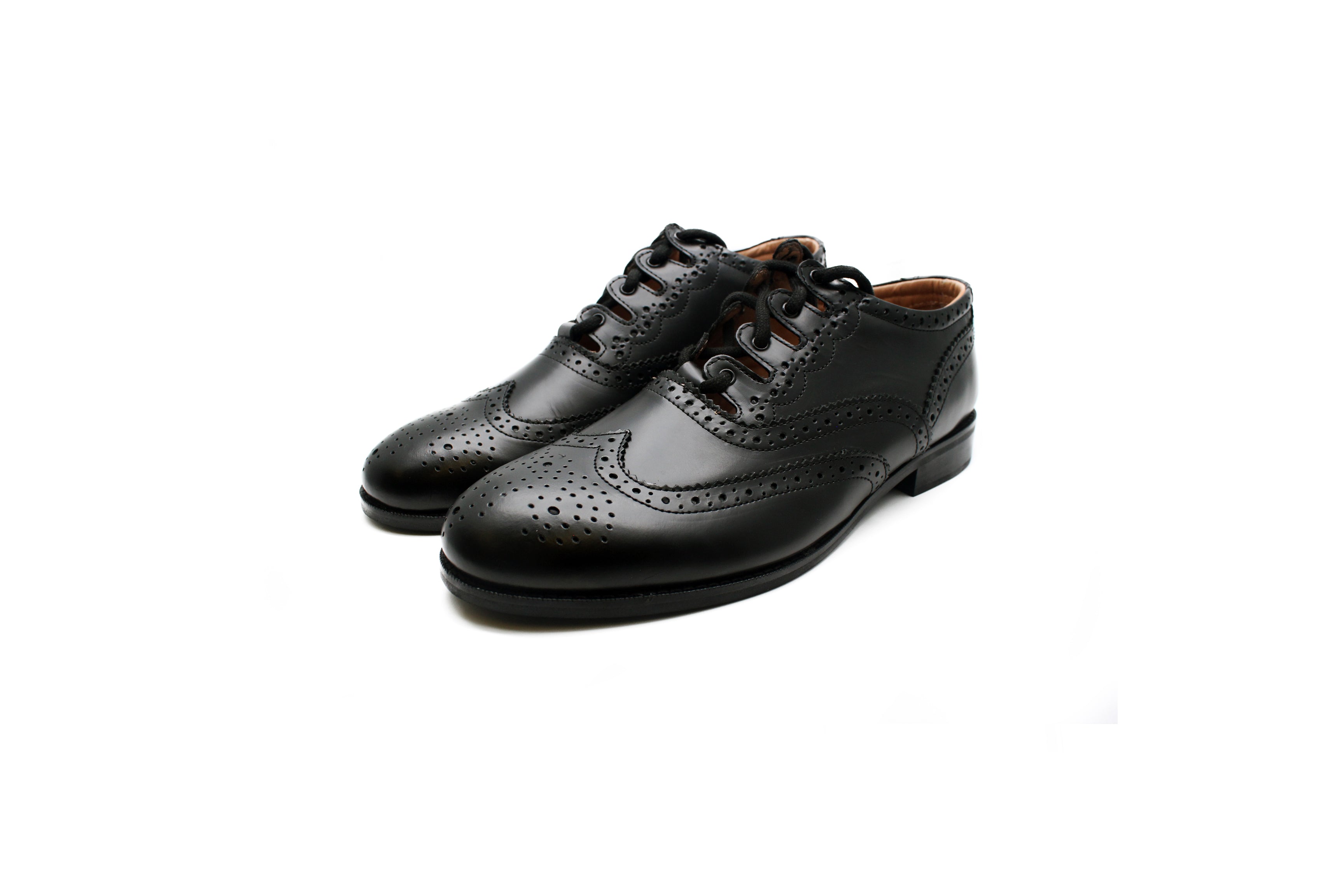 How To Wear Borgues & Wingtips - Modern Men's Guide