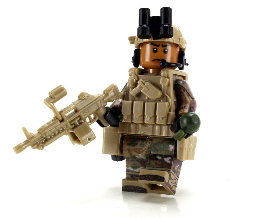  US Army WW2 101st Airborne Paratrooper Battle Brick Custom  Minifigure, Genuine Military Minifig, Packaged in The USA, 1.6 Inches  Tall