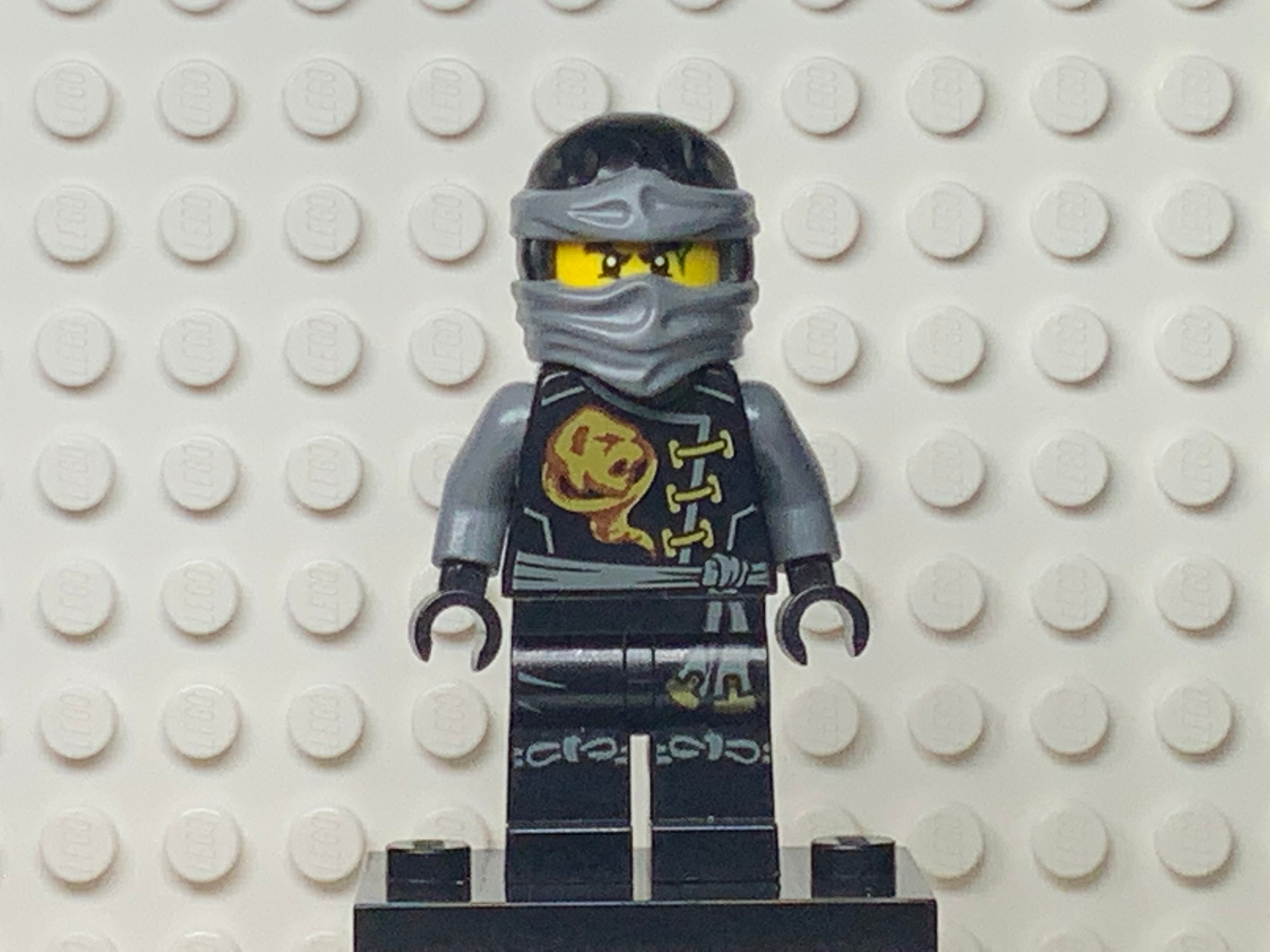 Cole (Techno Robe), njo090 – United Brick Co.