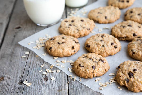 Spiced Oatmeal chocolate Chip Cookies