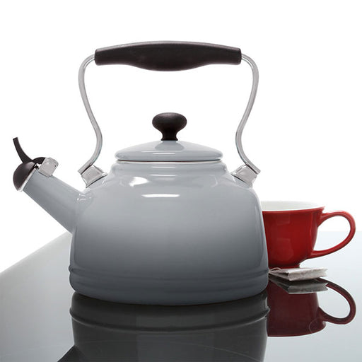 Chantal Scandinavian Design Sven 1.4 Quart Enameled Steel Tea Kettle
