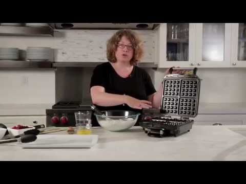 CucinaPro 2-Slice Black Non-Stick Pizzelle Waffle Maker 220-05NS