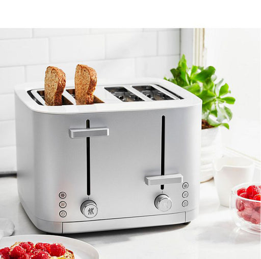 https://cdn.shopify.com/s/files/1/2373/0269/products/zwilling-enfinigy-line-4-slice-toaster_512x507.jpg?v=1613666149