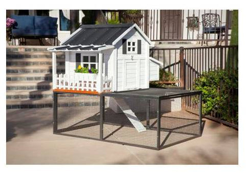 Advantek Farm House Chicken Coop With Nesting Box 3 4 Chickens