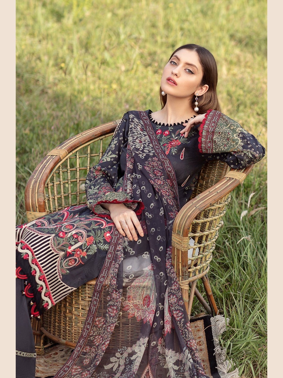 Chiffon & Lawn Embroidery Salwar Kameez - Pakistani Dress - C523B ...