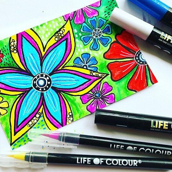 Easy Watercolor Pen Flowers to Paint - Smiling Colors