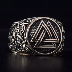 valknut ring - viking symbols