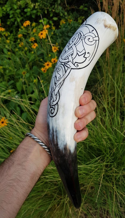 wolf horn