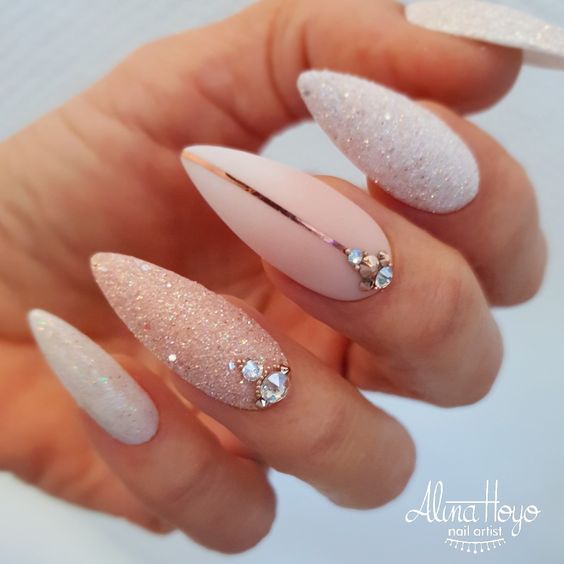 36+ Graduation Nails Designs for 2019 – OSTTY