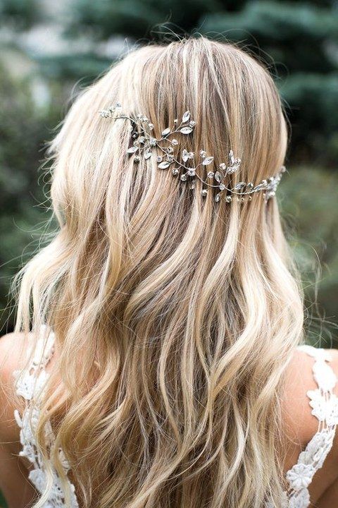 30+ Bridal Hairstyles for Perfect Big Day; Prom/hoco hair; Wedding updo hairstyles; Braid styles for long or medium length hair; Easy hairstyles for women.