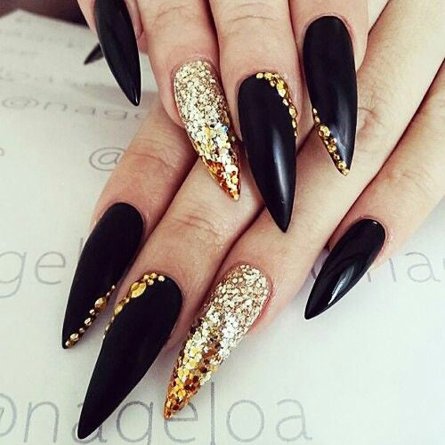 Best Black Stiletto Nails Designs For Your Halloween – OSTTY