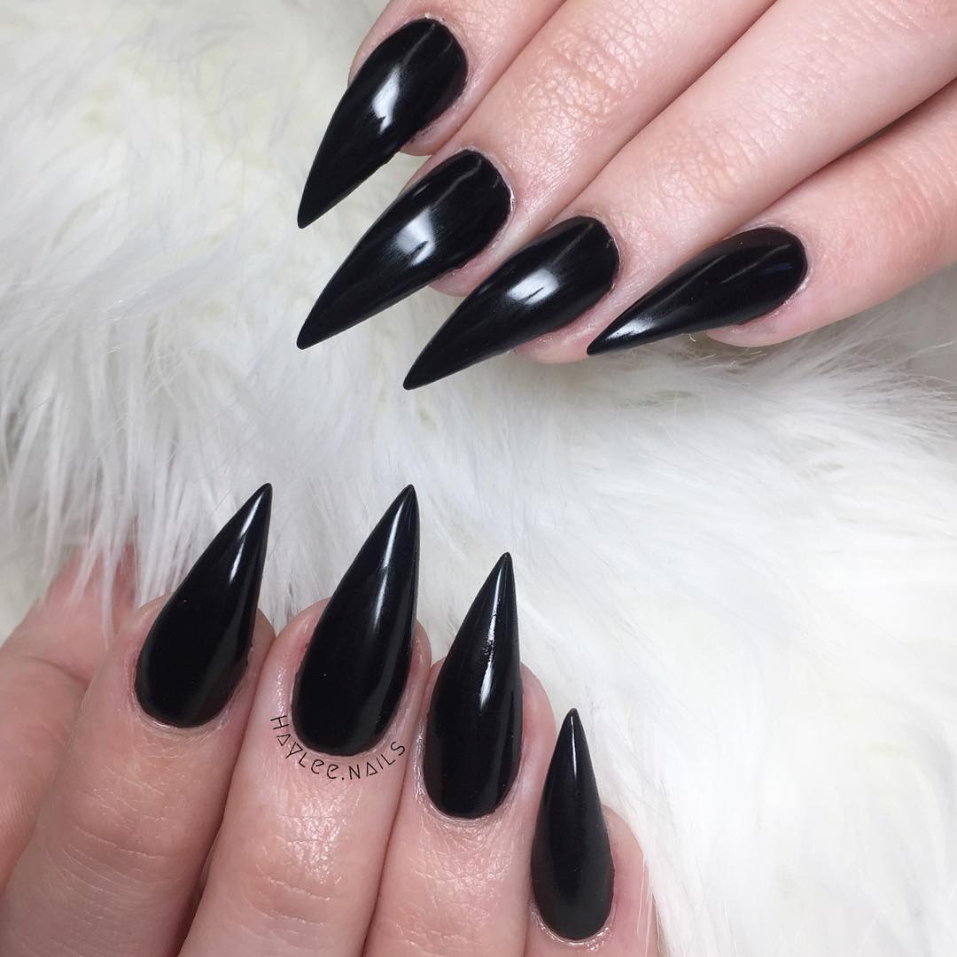 Best Black Stiletto Nails Designs For Your Halloween – OSTTY