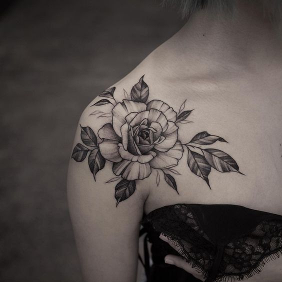 rose shoulder tattoos for women