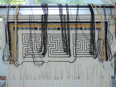 tapestry weaving on loom