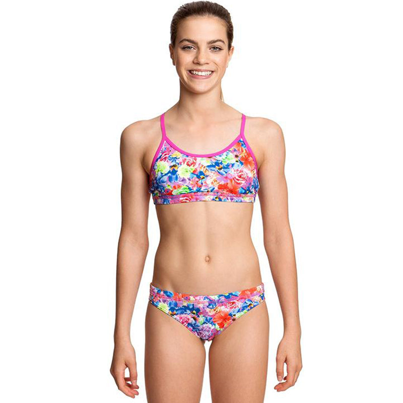 pretty girls swimwear