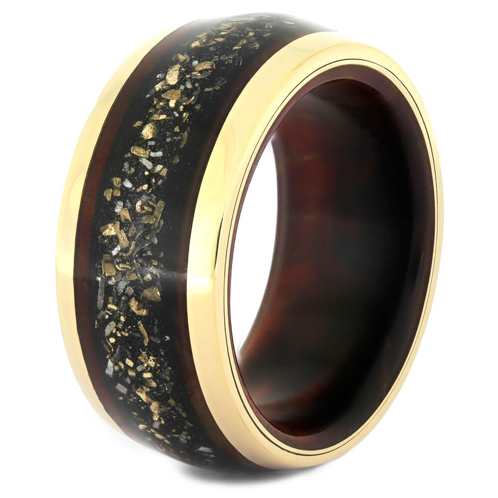 Black Stardust Ring with Ruby Redwood in Yellow Gold | Jewelry by Johan