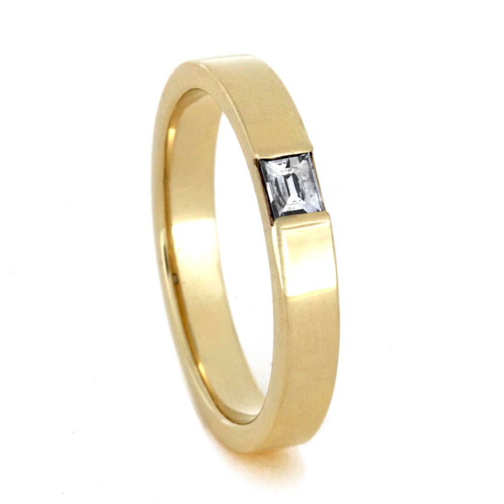 Solid Gold Wedding Band With Baguette Diamond | Jewelry by Johan