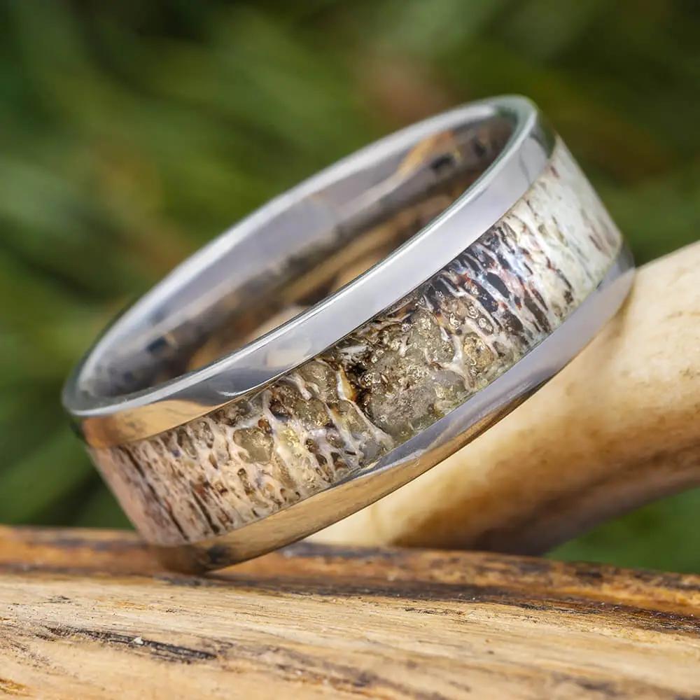 Plus Size Simple Men's Wedding Band With Antler