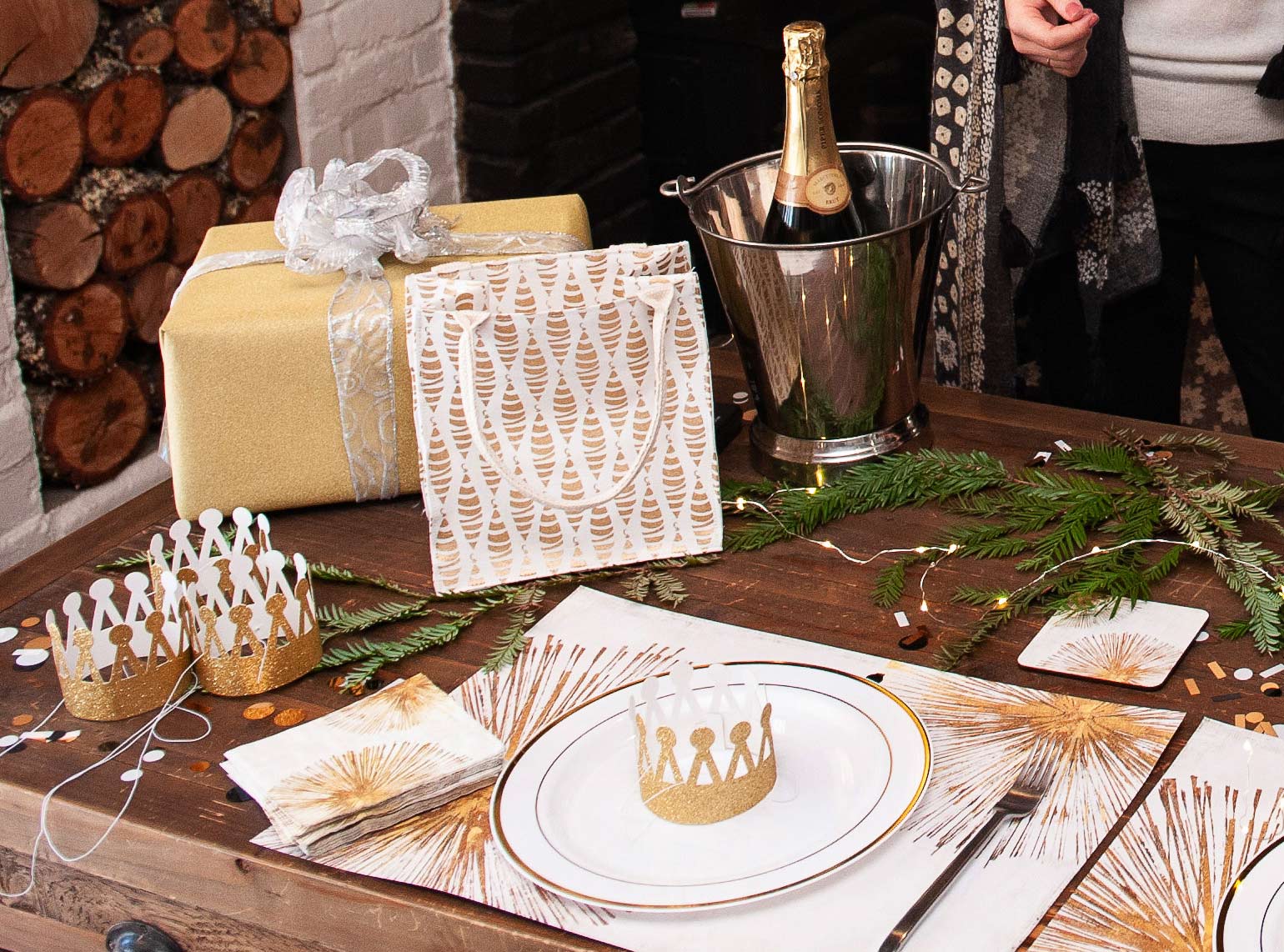 Gold Gift Bags Make Great Party Decorations