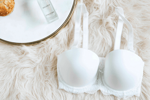 6 SIGNS YOU SHOULD TOSS YOUR FAVORITE BRA