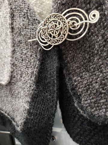 shawl pin style yarn guys