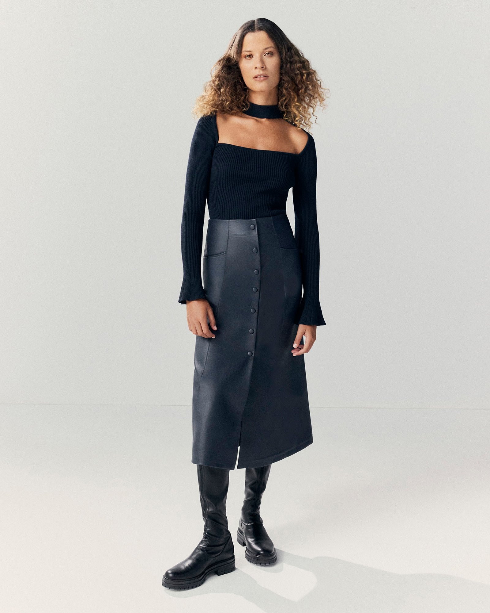 Essentials IV Lookbook – Safiyaa London