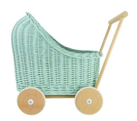 wicker carriage