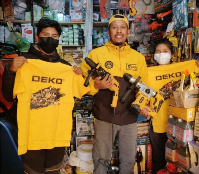 動力工具サプライヤーDEKOTools専属販売代理店のスタッフ