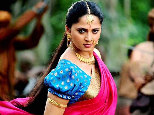 Anushka Shetty My Soul on Instagram: “Mesmerizing Beauty and Charm ❤❤❤  #Devasena #b… | Wedding blouse designs, Bridal blouse designs, Designer  saree blouse patterns