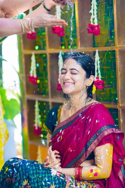 Stylish resort wedding of a Telugu bride and a Tambram groom! – Shopzters