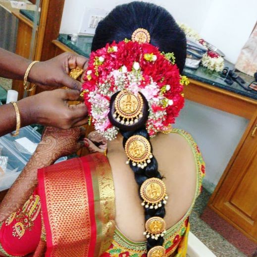 Here Are Some Indian Bridal Makeup Images To Give You Some Much-Needed  Makeup Inspiration | Indian bridal hairstyles, Bride hairstyles, Bridal  makeup images