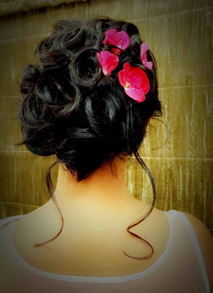 Wedding hair 💕 | Bridal hairstyle indian wedding, Wedding hair roses, Bridal  hair buns