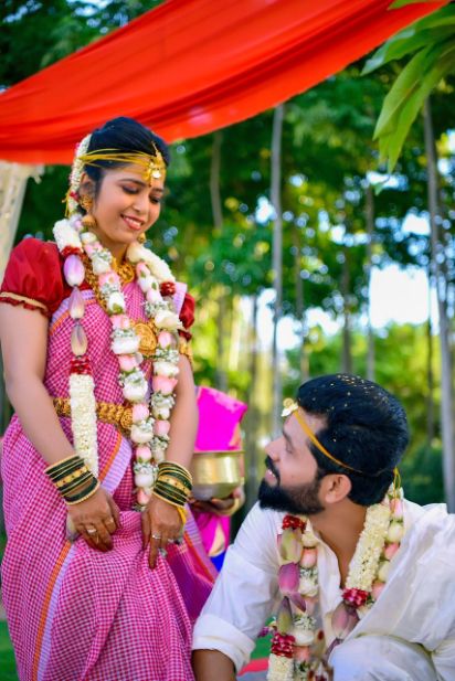 South Indian Couple Posing on Wedding Day - Shaadiwish