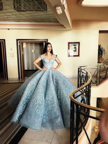 Aishwarya Rai's Cinderella Look At Cannes Was Designed By Dubai Based  Designer Michael Cinco | ewmoda
