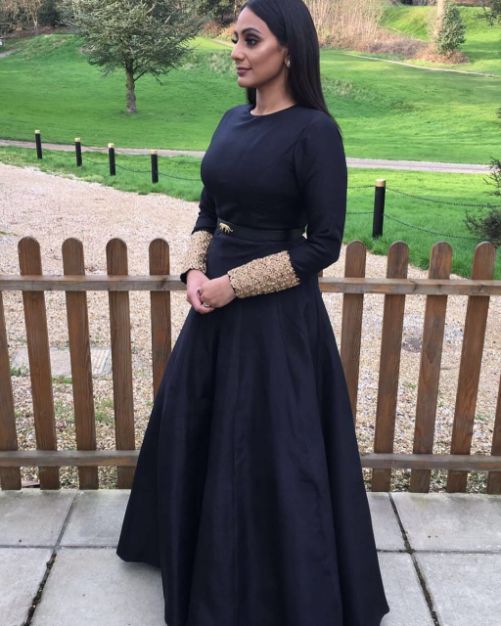 Pakistani Style Black Lehenga Top With Dupatta Indian Sabyasachi Dress  Indian Outfit for Women - Etsy Hong Kong