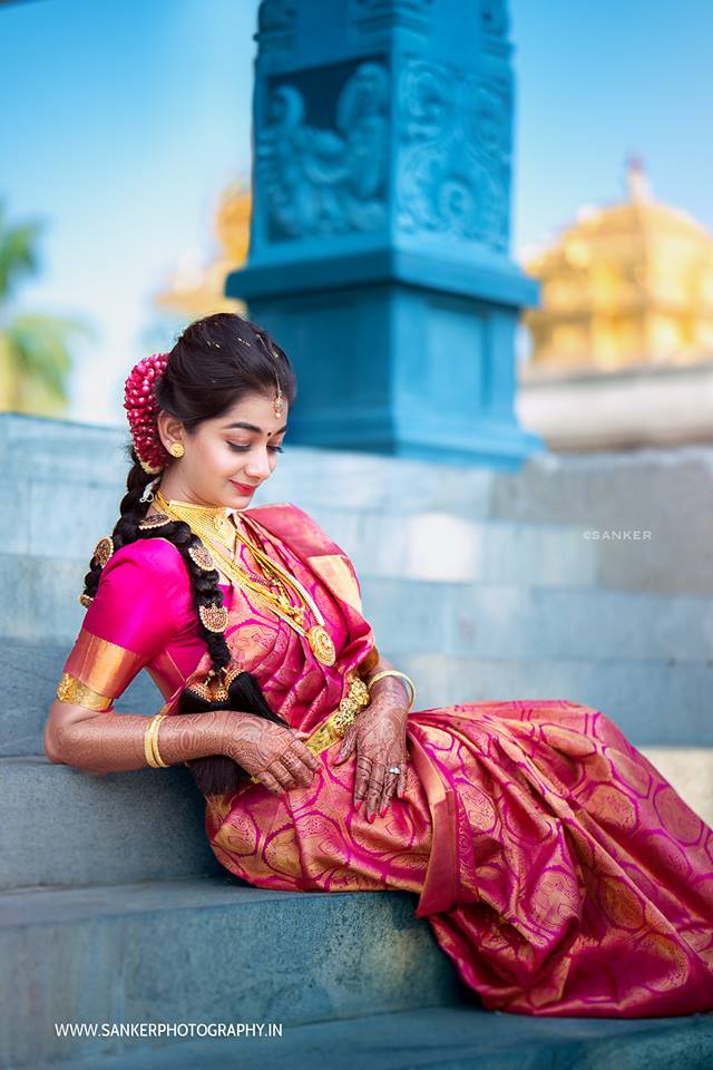 The elegant and delicate onion pink sarees! – Shopzters