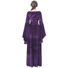 Medieval Noble Gown in Green or Purple