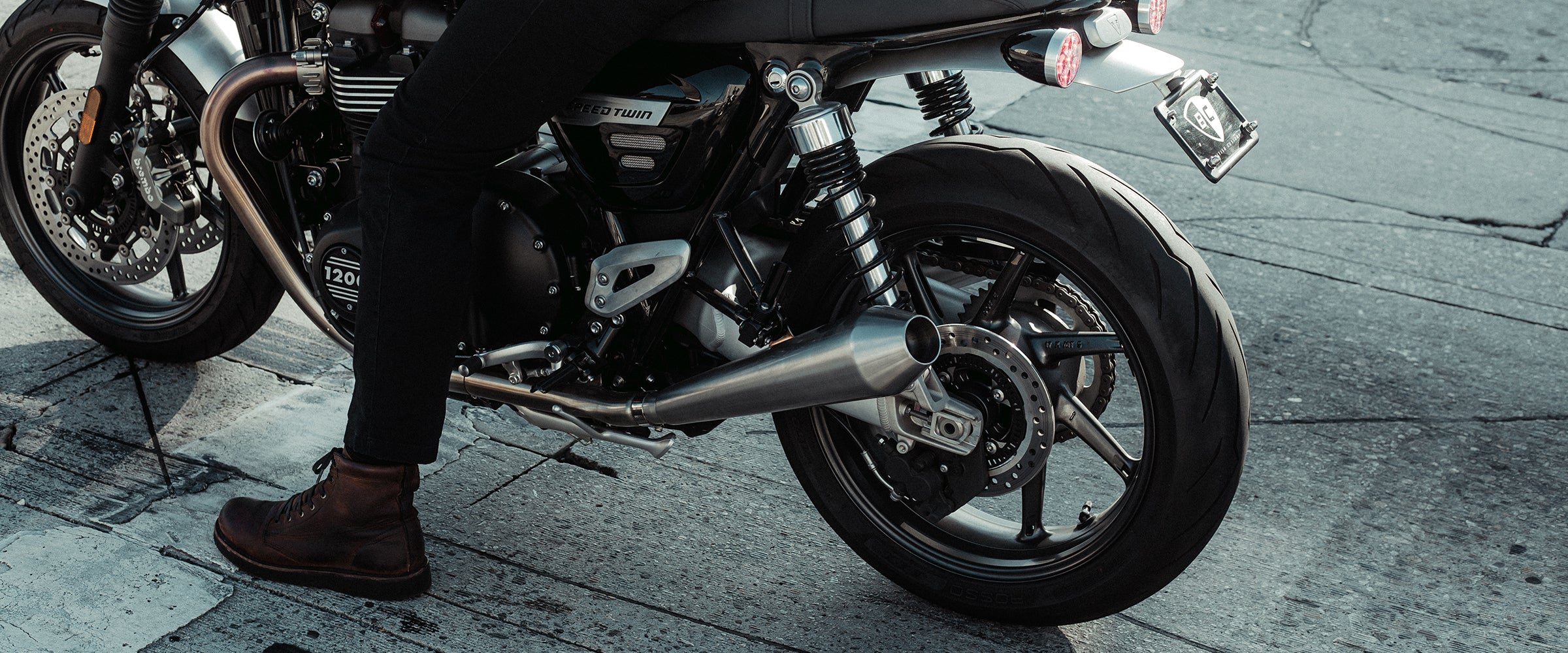 British Customs Triumph Bonneville Speed Twin Exhaust Mufflers