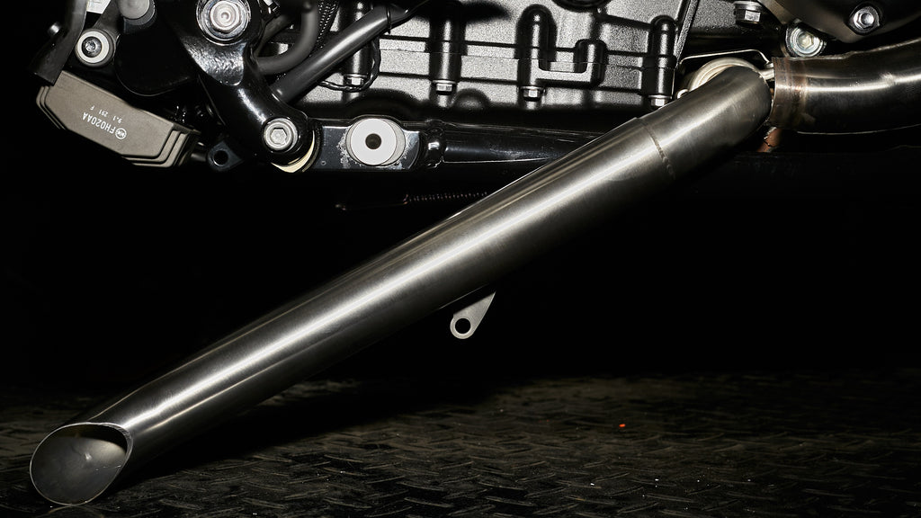 British Customs Triumph Speed Twin Exhaust Install