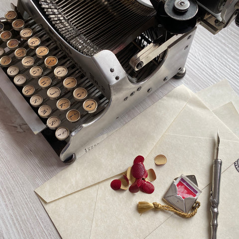 corona 1 folding typewriter with typed letters