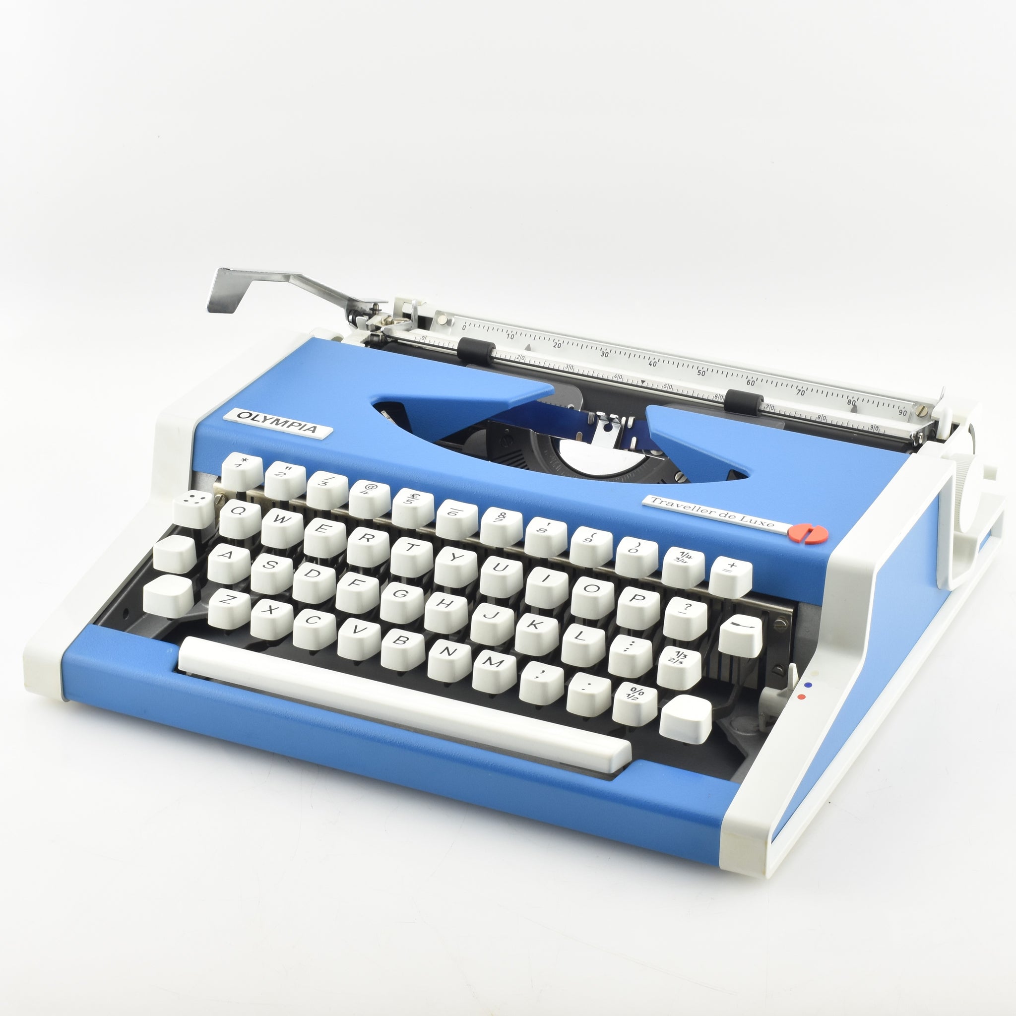 olympia traveller deluxe typewriter