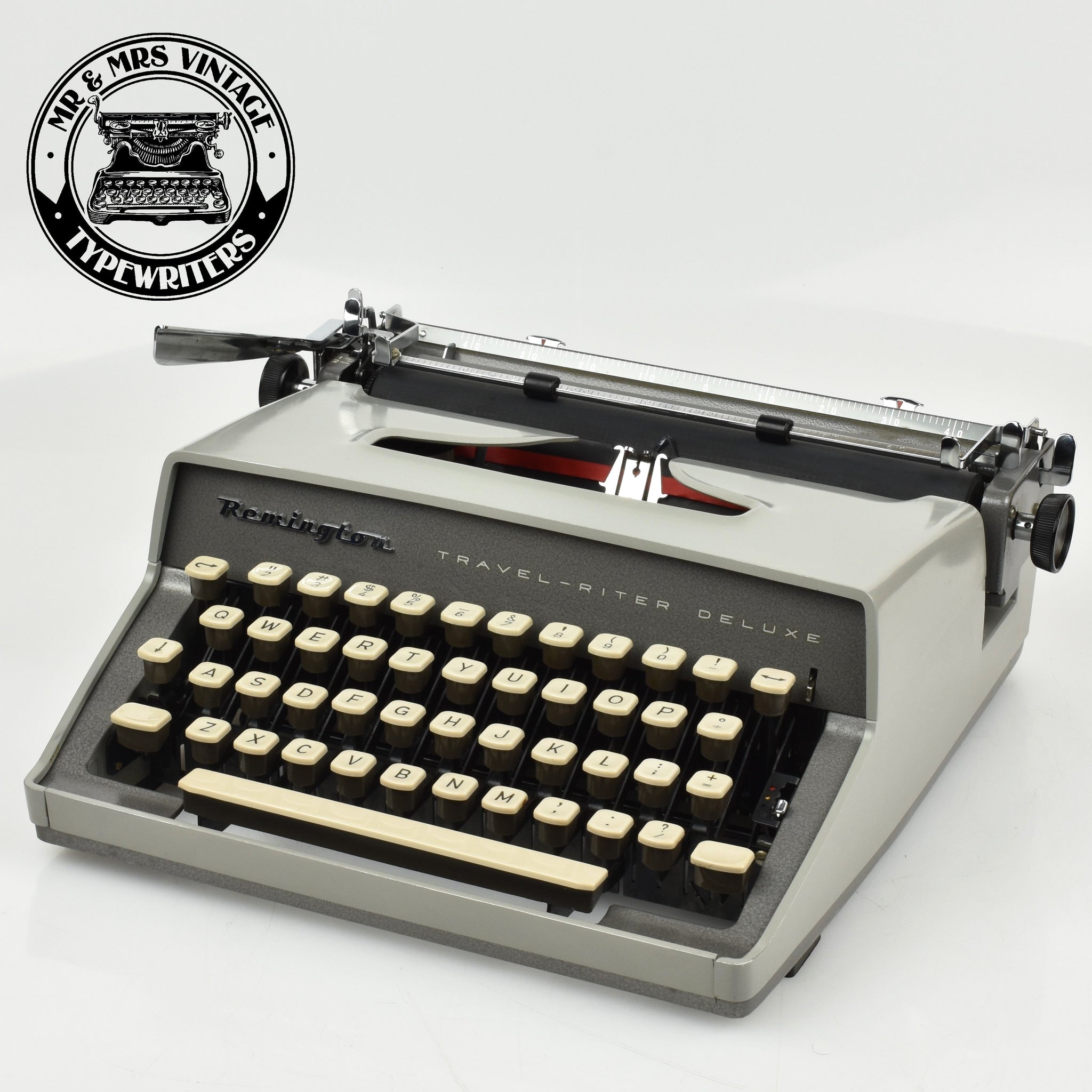 Remington Travel-Riter Deluxe Typewriter | UK & Worldwide Delivery