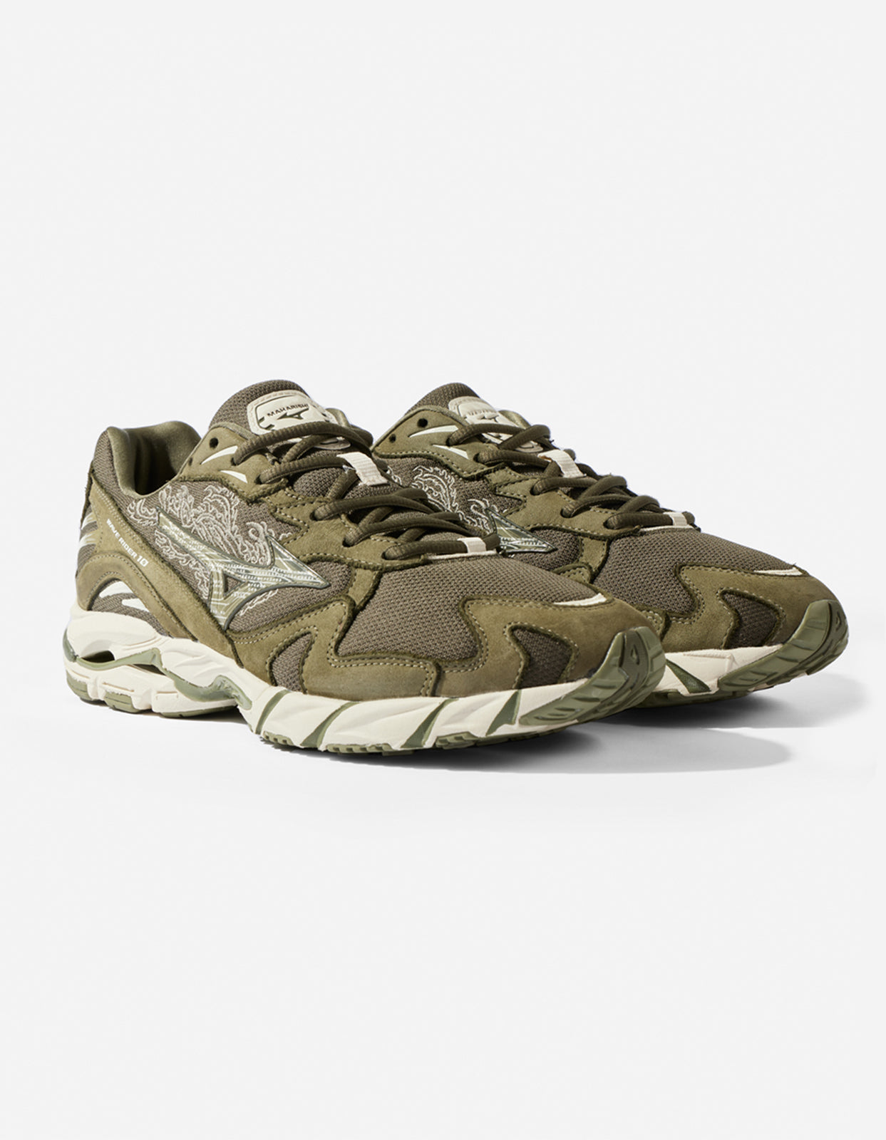 Maharishi x Mizuno Fire Phoenix Wave Rider 10 - Maharishi