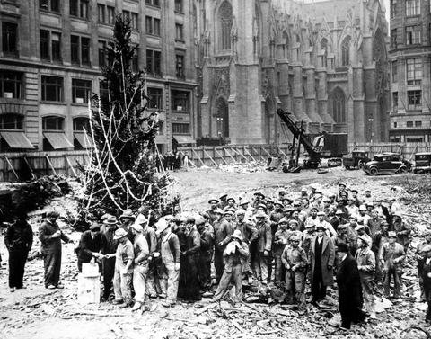 Black and White Photograph of the first Rockefeller Center Christmas Tree in 1931 
