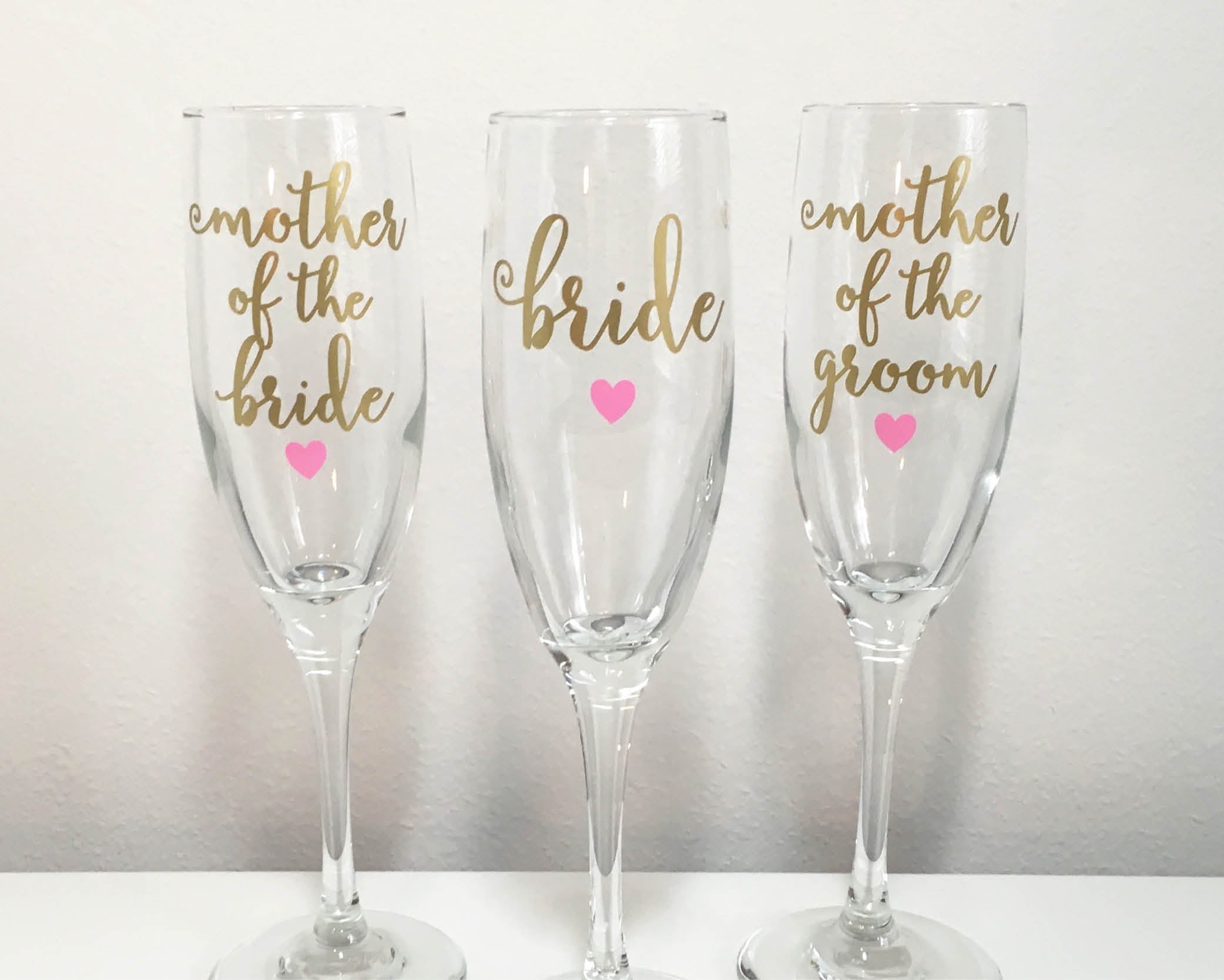 bride and groom champagne flutes