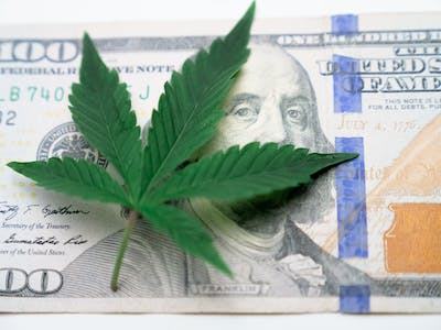 economic benefits of legalizing weed 