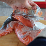 gratin de saumon - enlever peau saumon