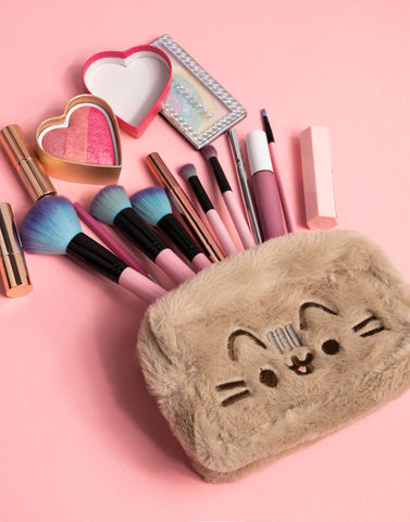 Pusheen Womens Fluffy Makeup Bag