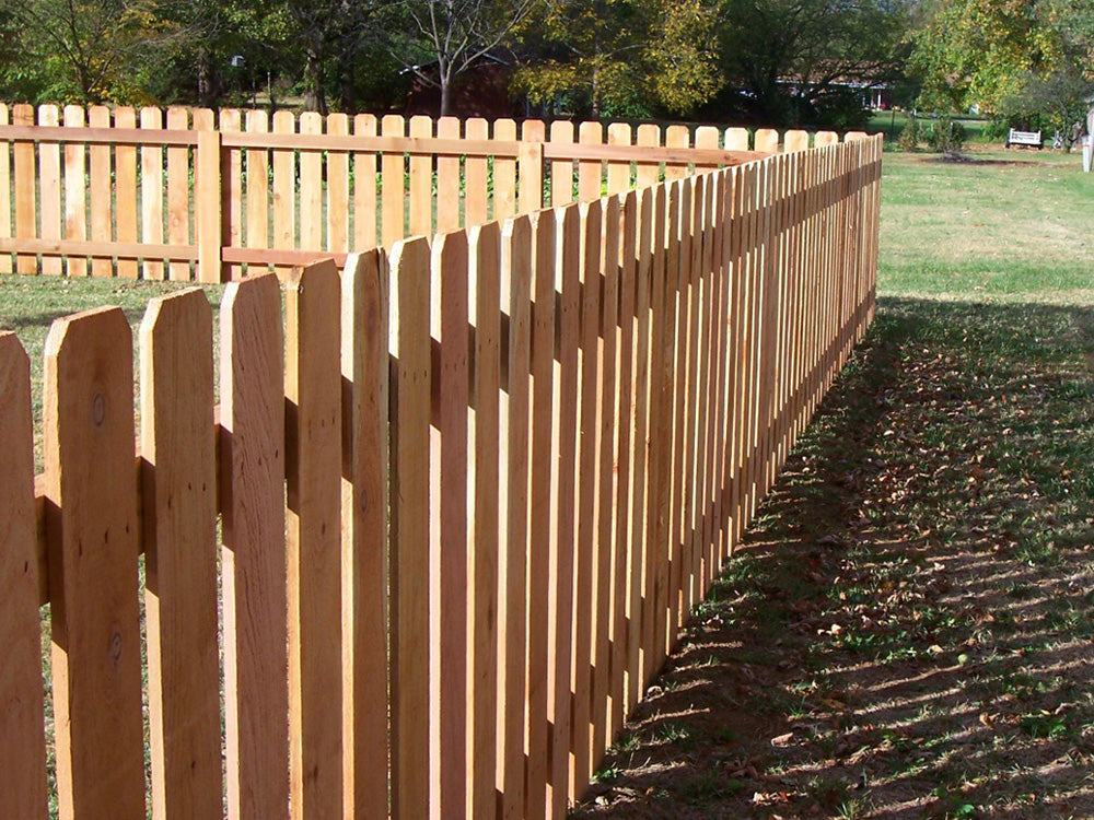 6' Picket Wood w/1" gap America's Fence Store